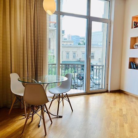 Four Seasons Apartment By Baku Housing Luaran gambar
