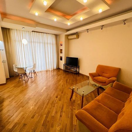 Four Seasons Apartment By Baku Housing Luaran gambar