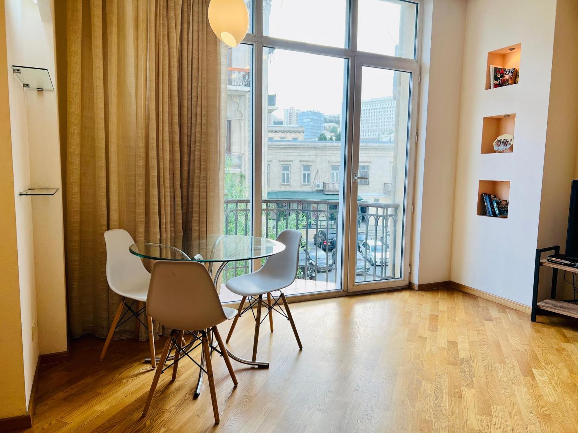 Four Seasons Apartment By Baku Housing Luaran gambar